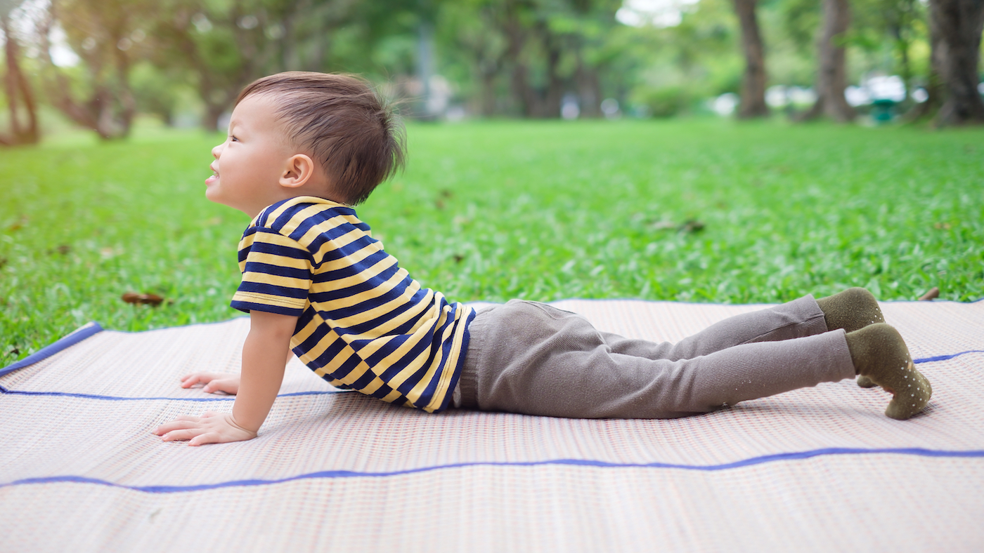 A simple yoga pose to develop body awareness - Featured Image