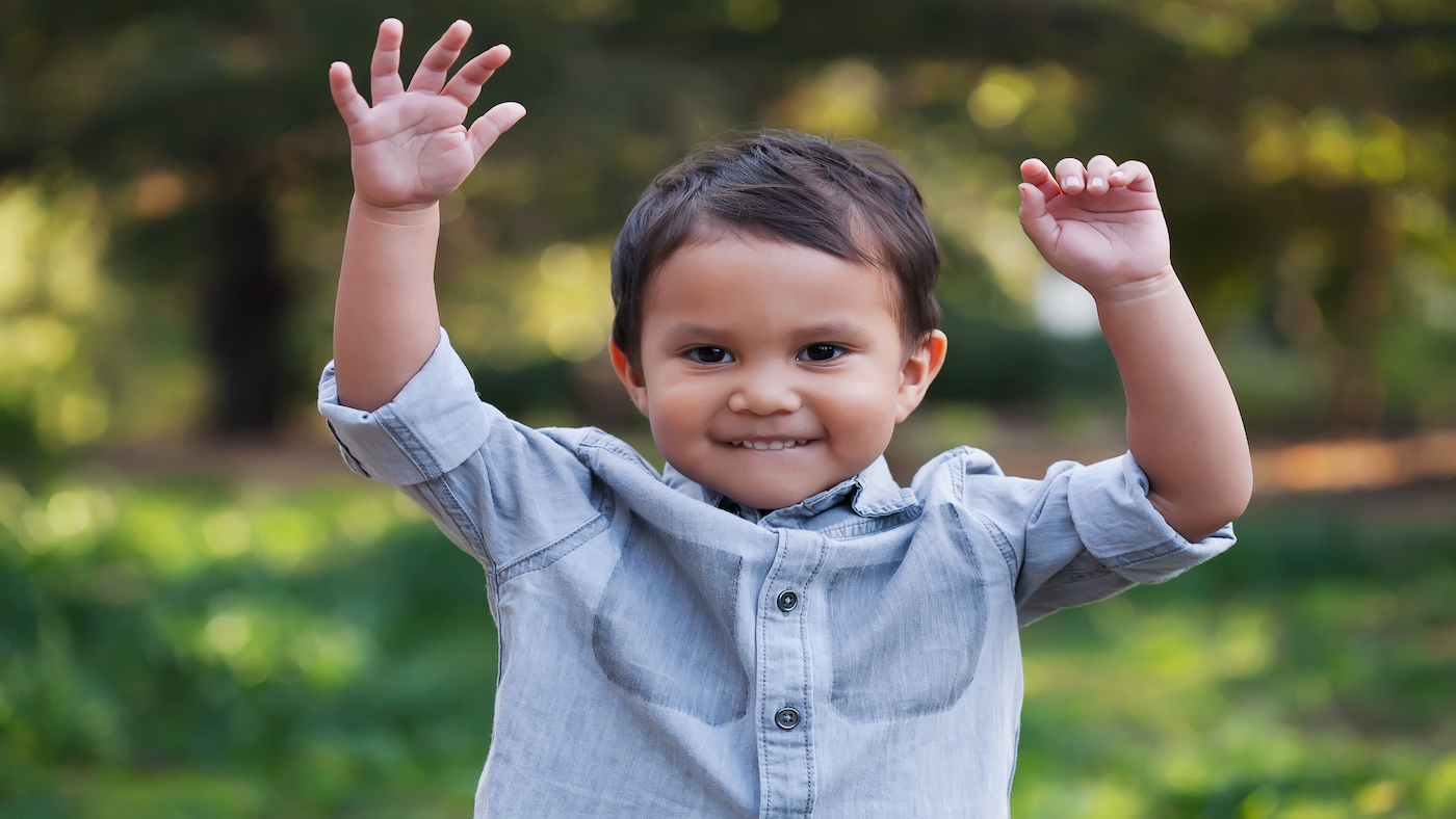 Open and close those hands at nursery rhyme time - Featured Image