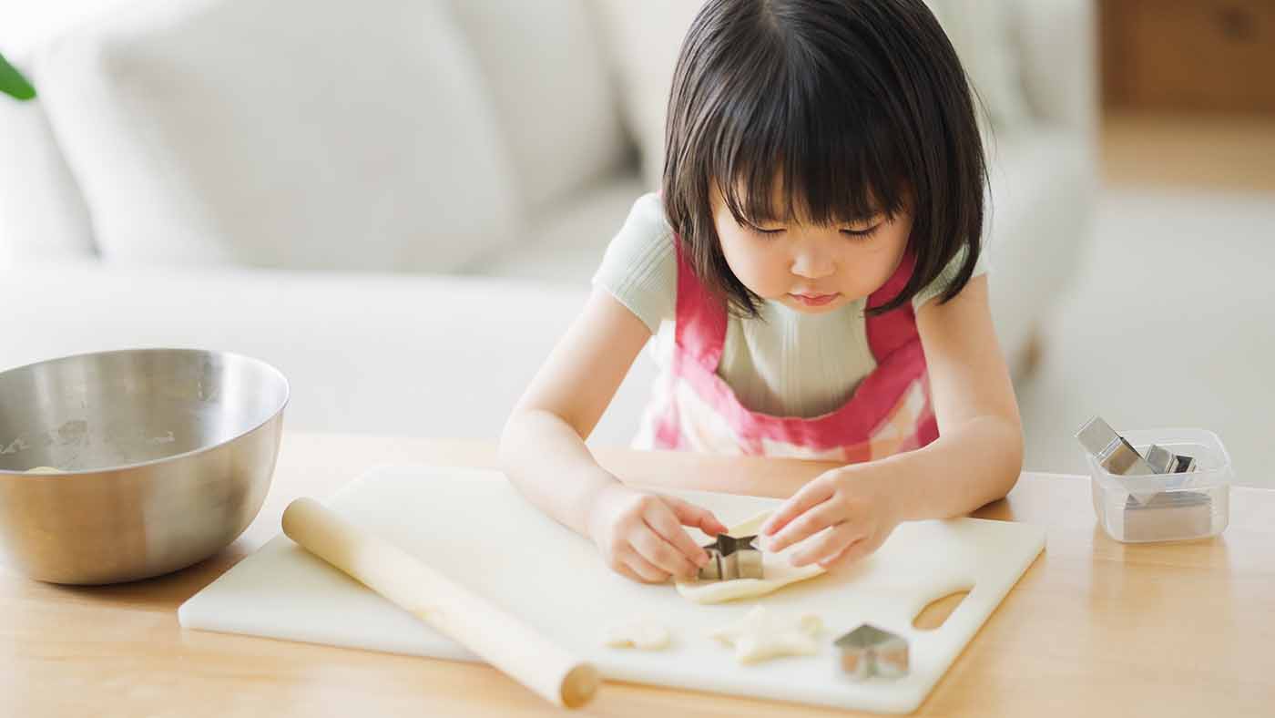 Make salt dough decorations - Featured Image