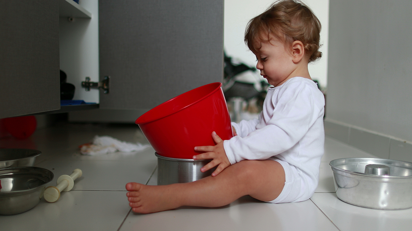 Watery fun to help your baby develop their grip - Featured Image