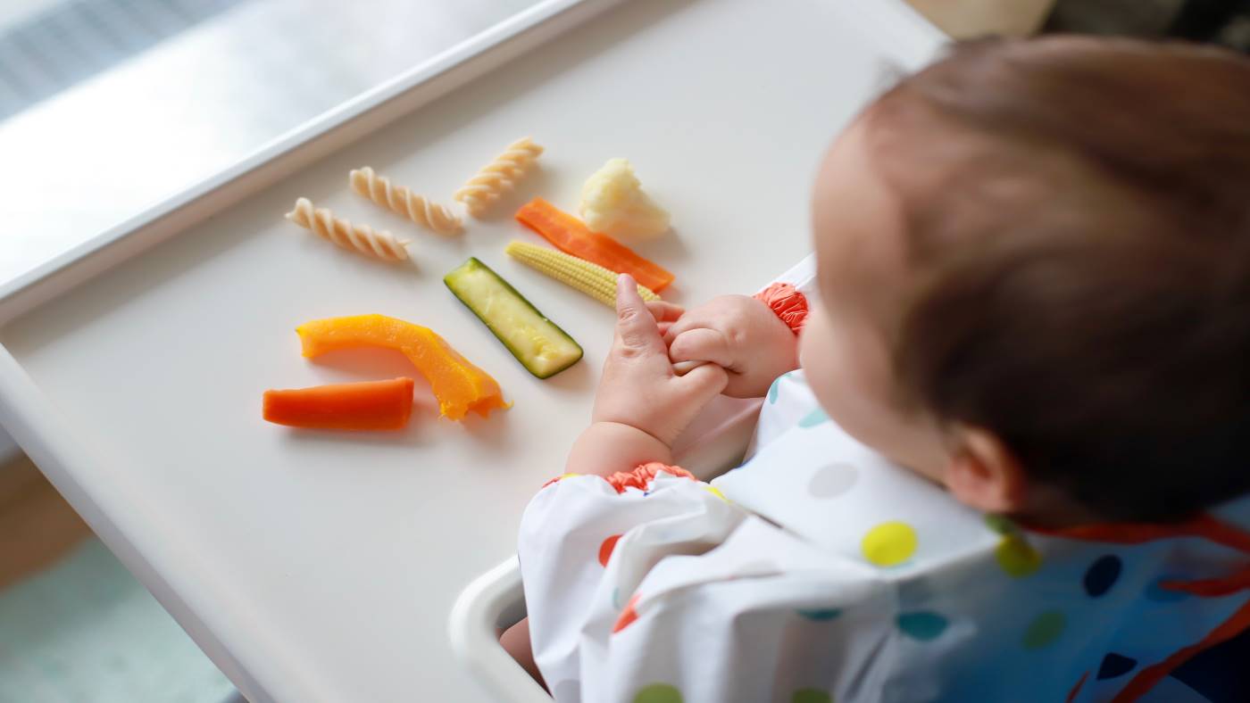 Food for little fingers - Featured Image