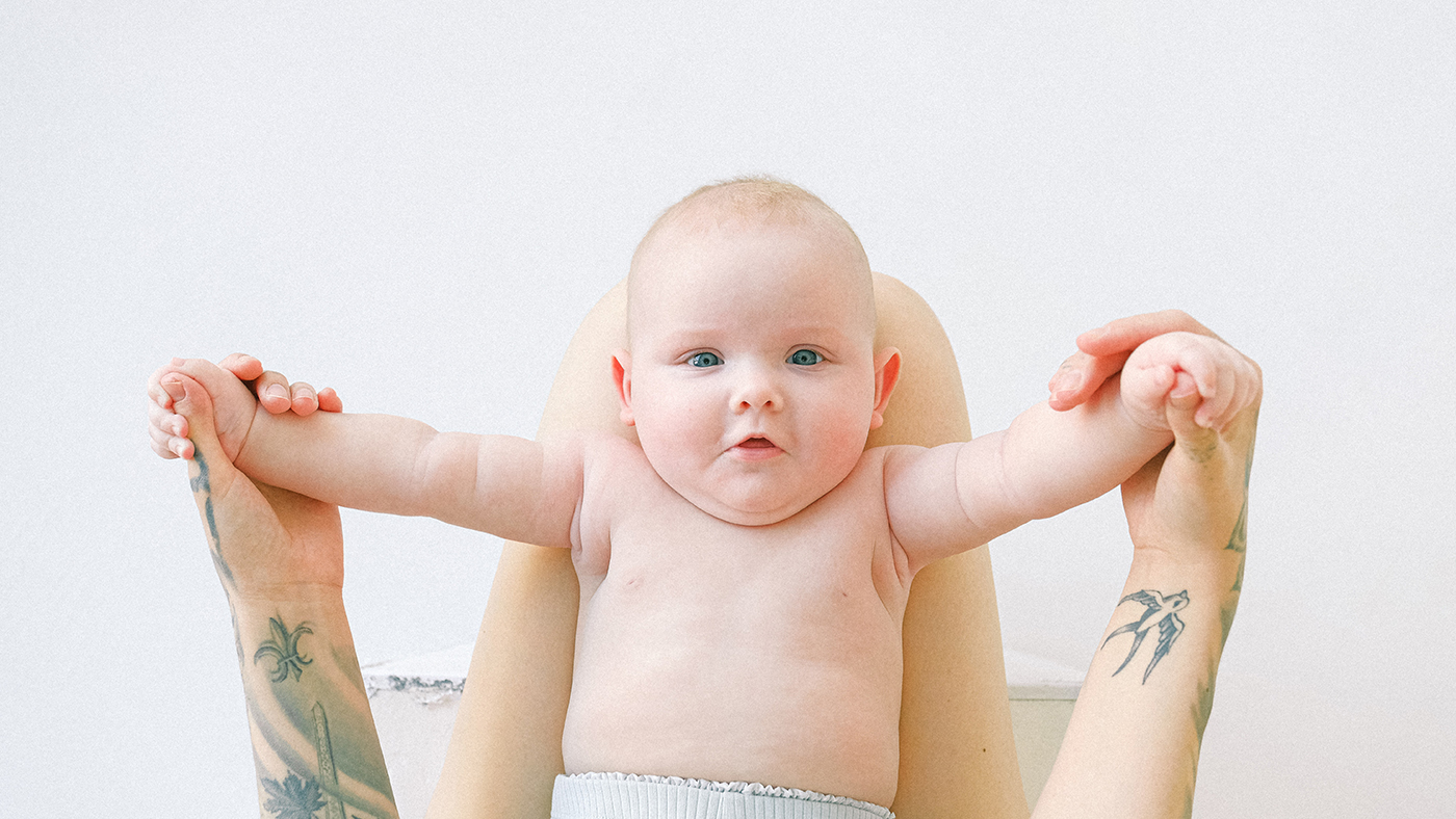 Heads up: your baby's growing control - Featured Image