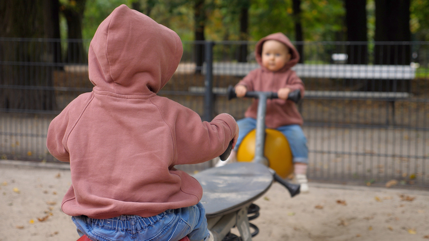 Seesaw science, how your child learns physics as they play - Featured Image