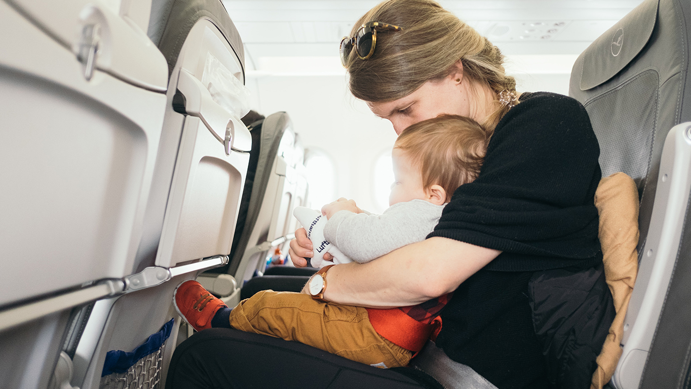 Air travel with a baby - Featured Image