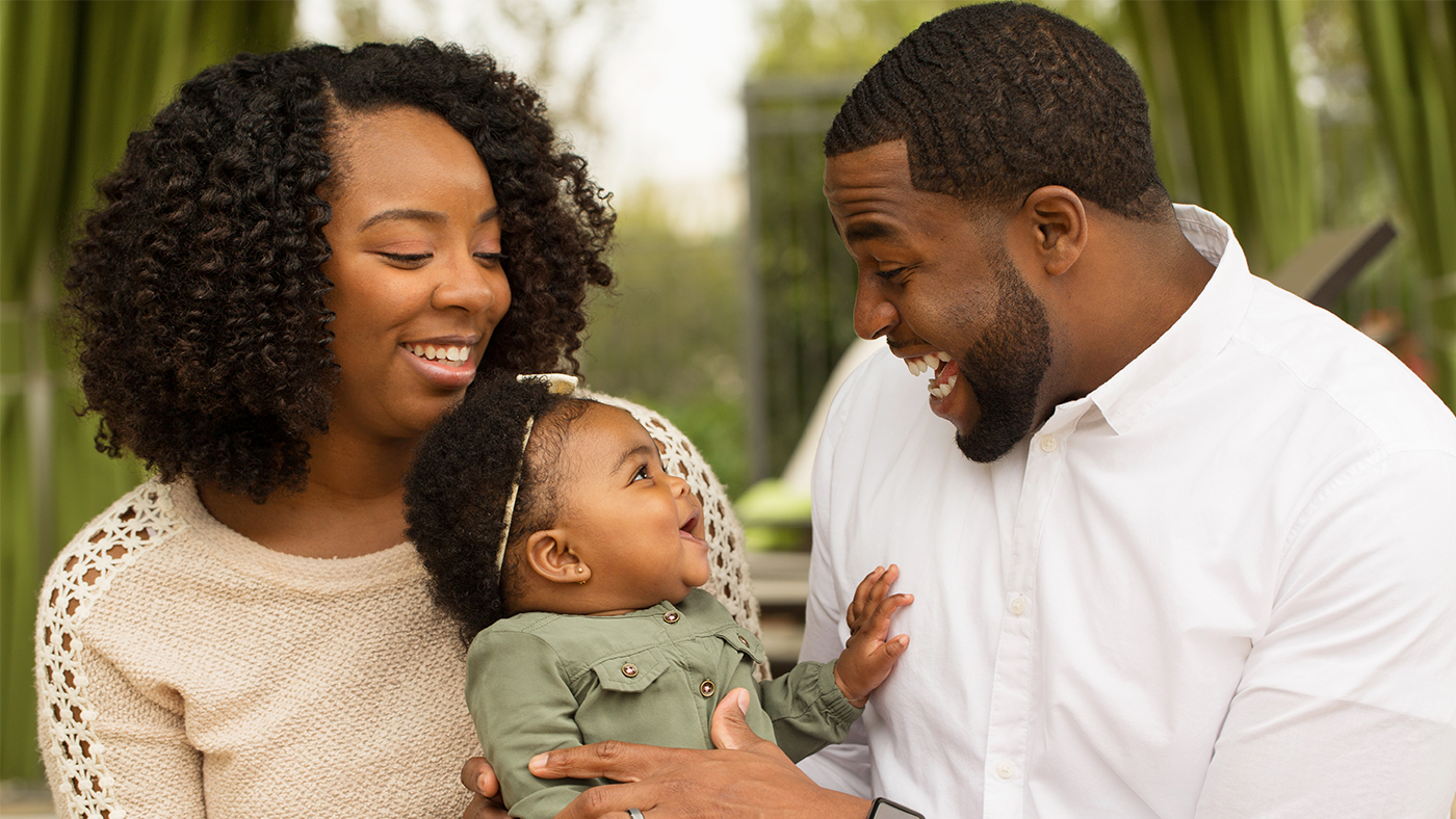 Eye contact says so much to (and from) your baby - Featured Image