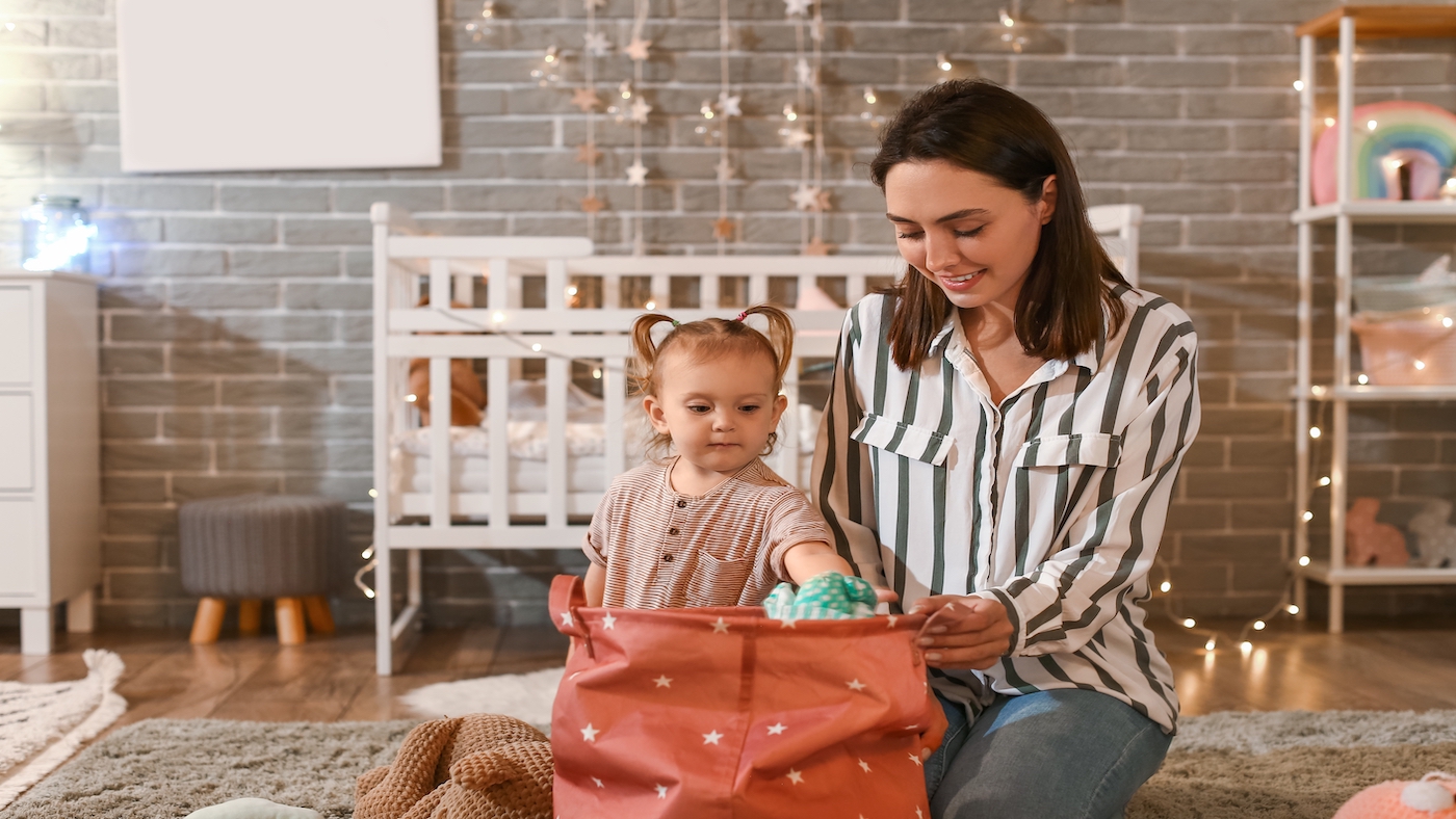 Nursery rhyme bag – can your toddler guess the rhyme by seeing what’s in the bag? - Featured Image