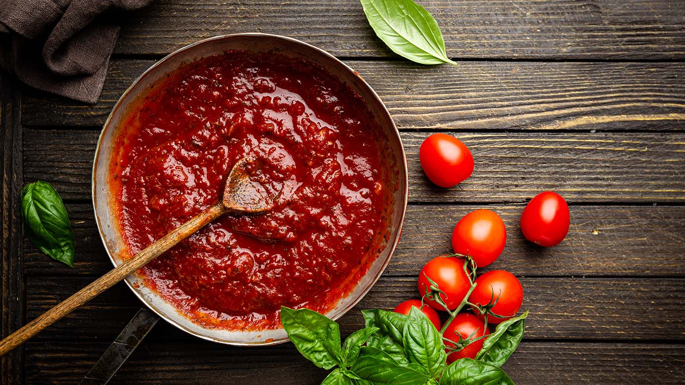 Creamy red pepper and tomato sauce - Featured Image