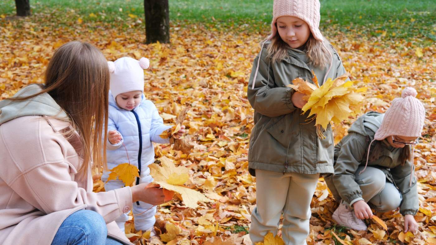 Autumn play kit - Featured Image