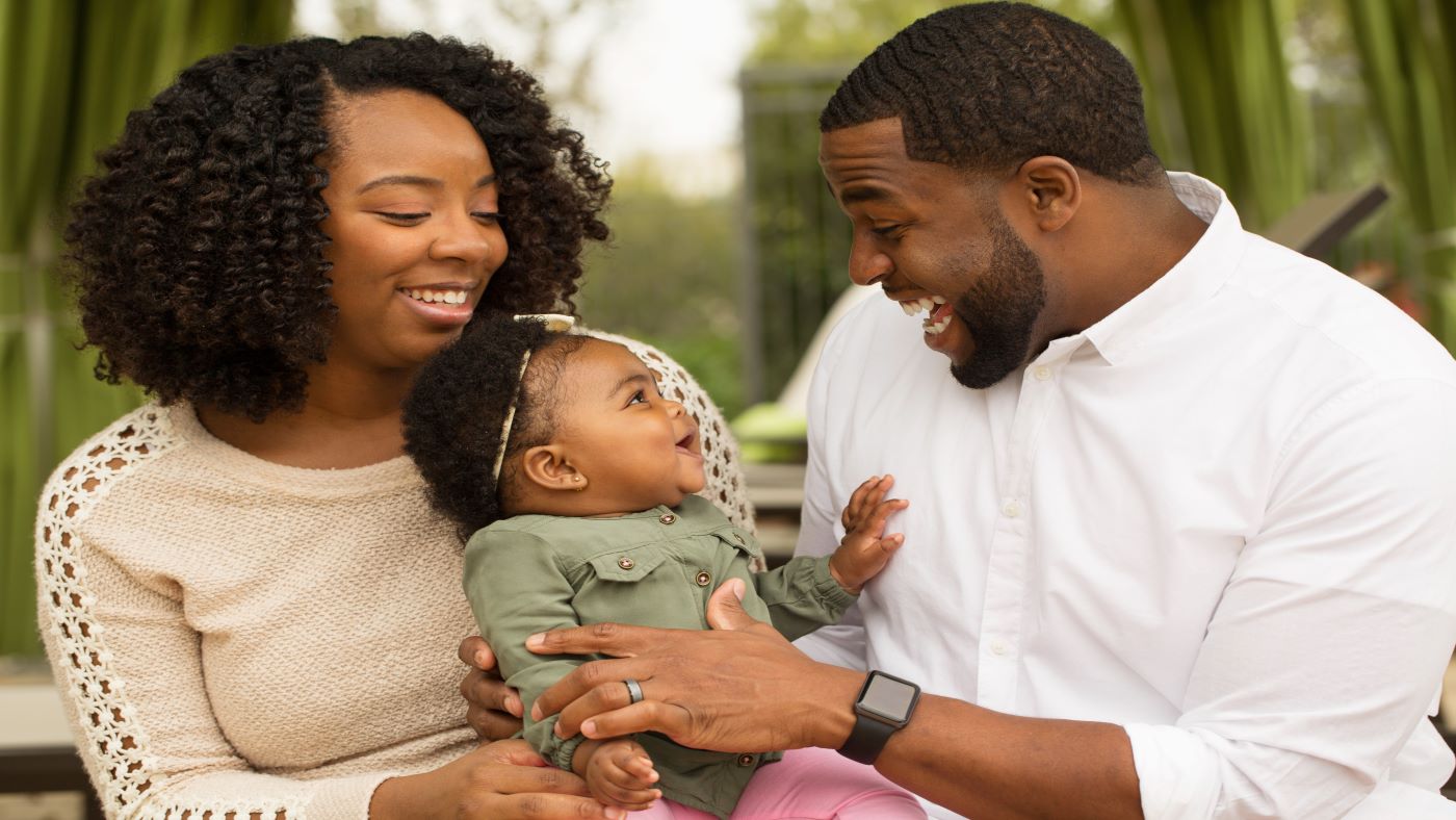 Your baby learns words long before they actually talk - Featured Image