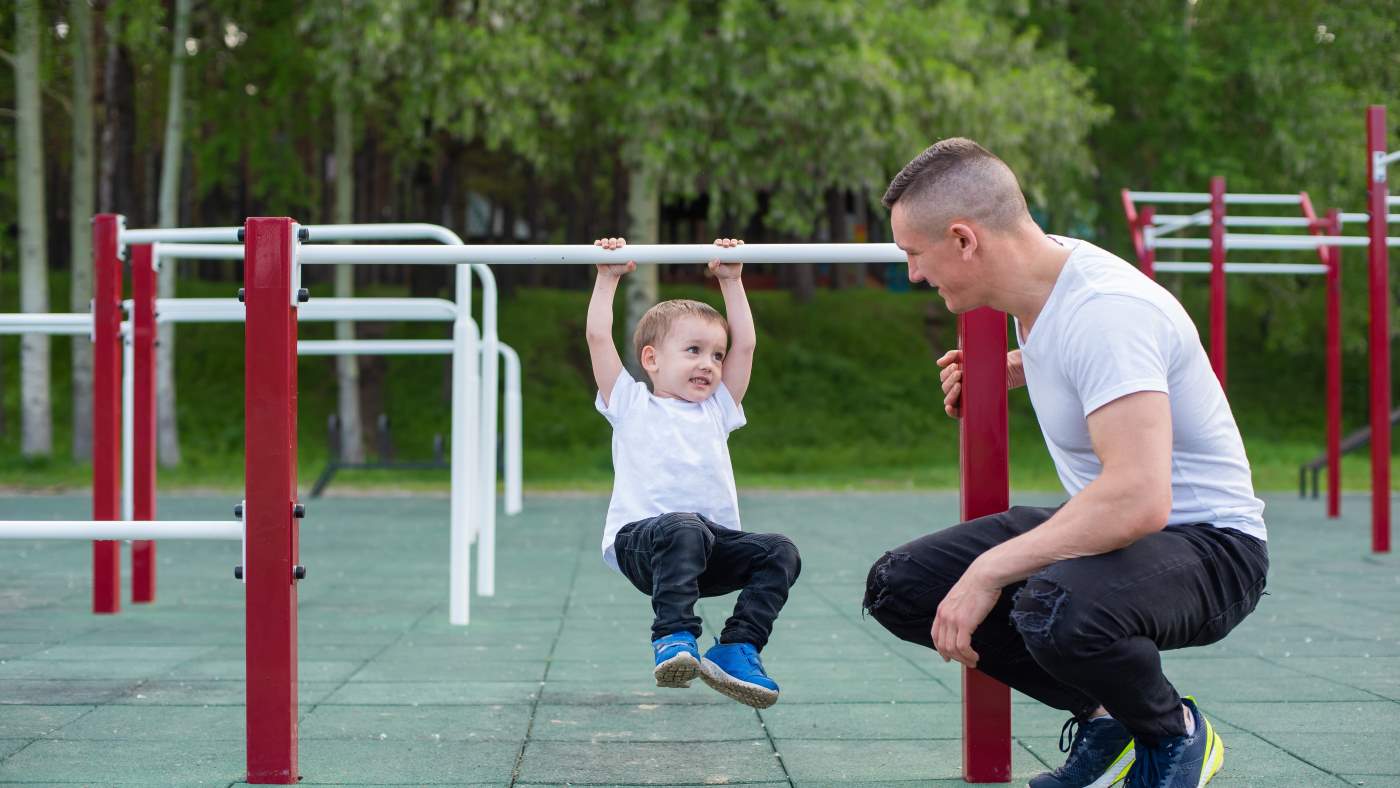 Let’s swing – use a bar to practise swinging legs in and out - Featured Image