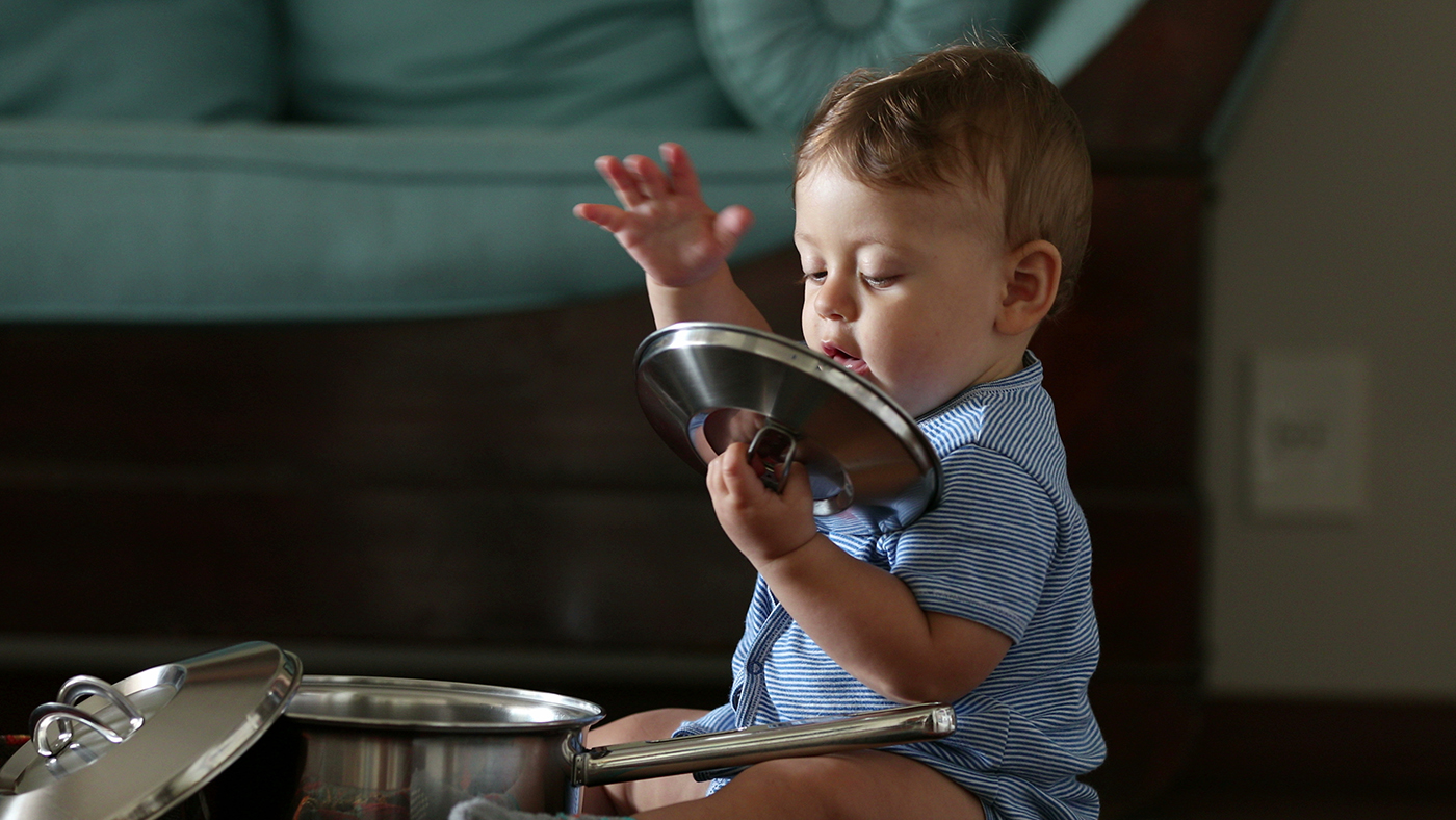 Little chef - your toddler can help you to cook today! - Featured Image