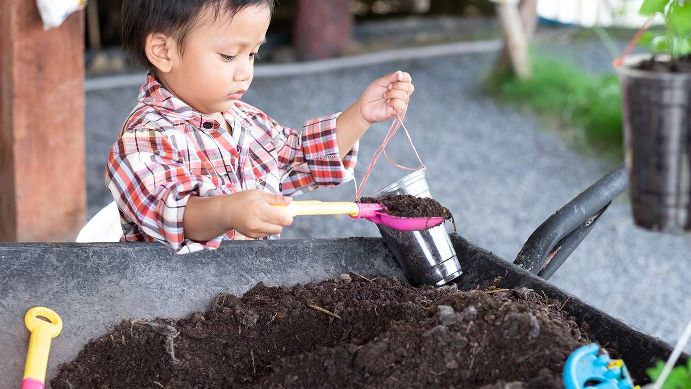 Moving and transporting mud is buckets of fun - Featured Image