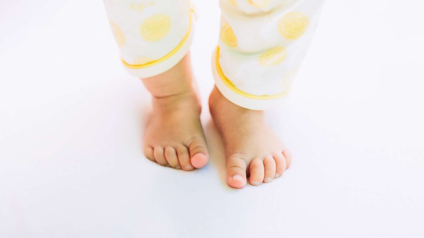 Fun facts about feet - Featured Image