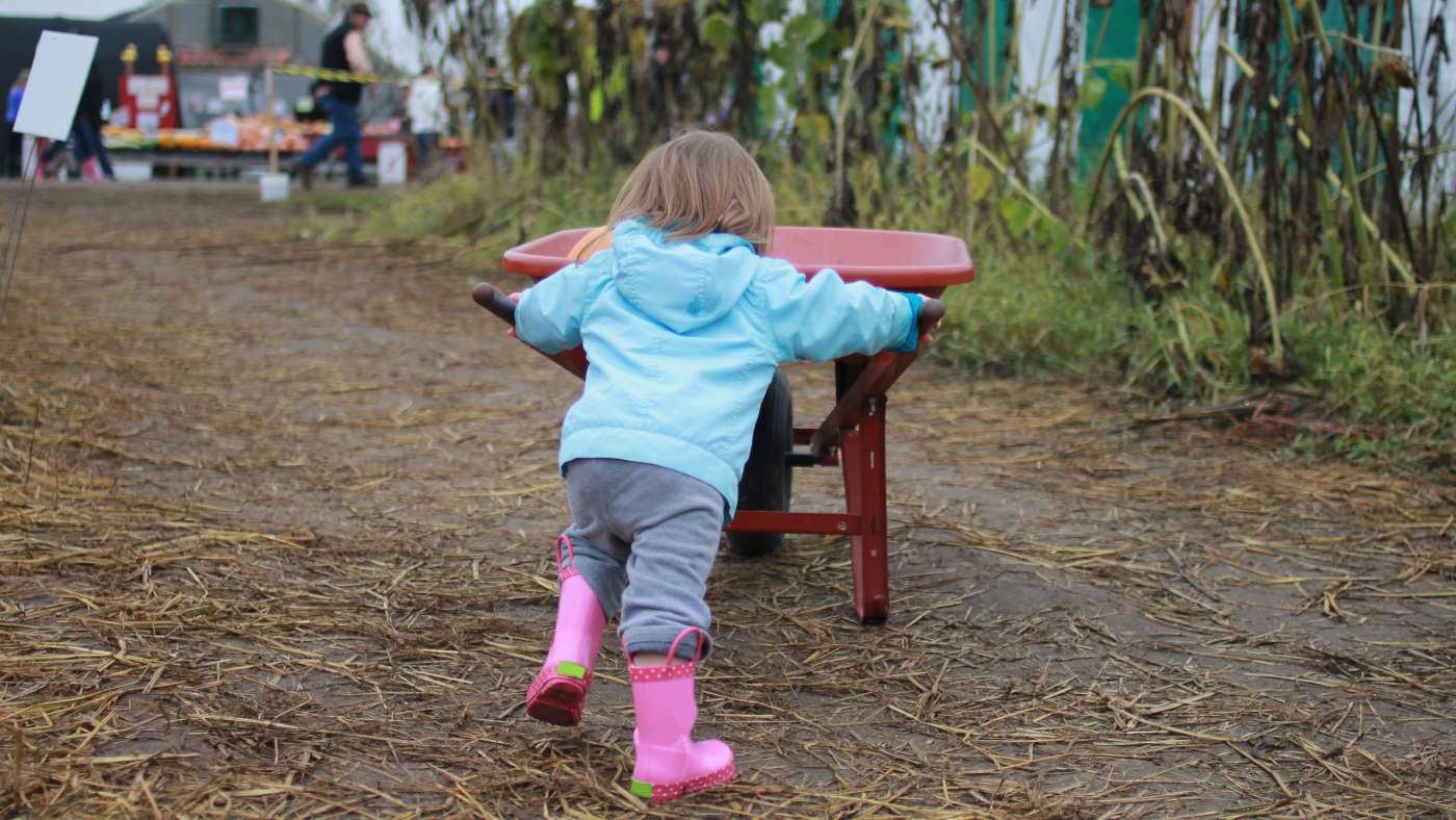 Heave-ho! Exploring why toddlers love lifting heavy objects - Featured Image