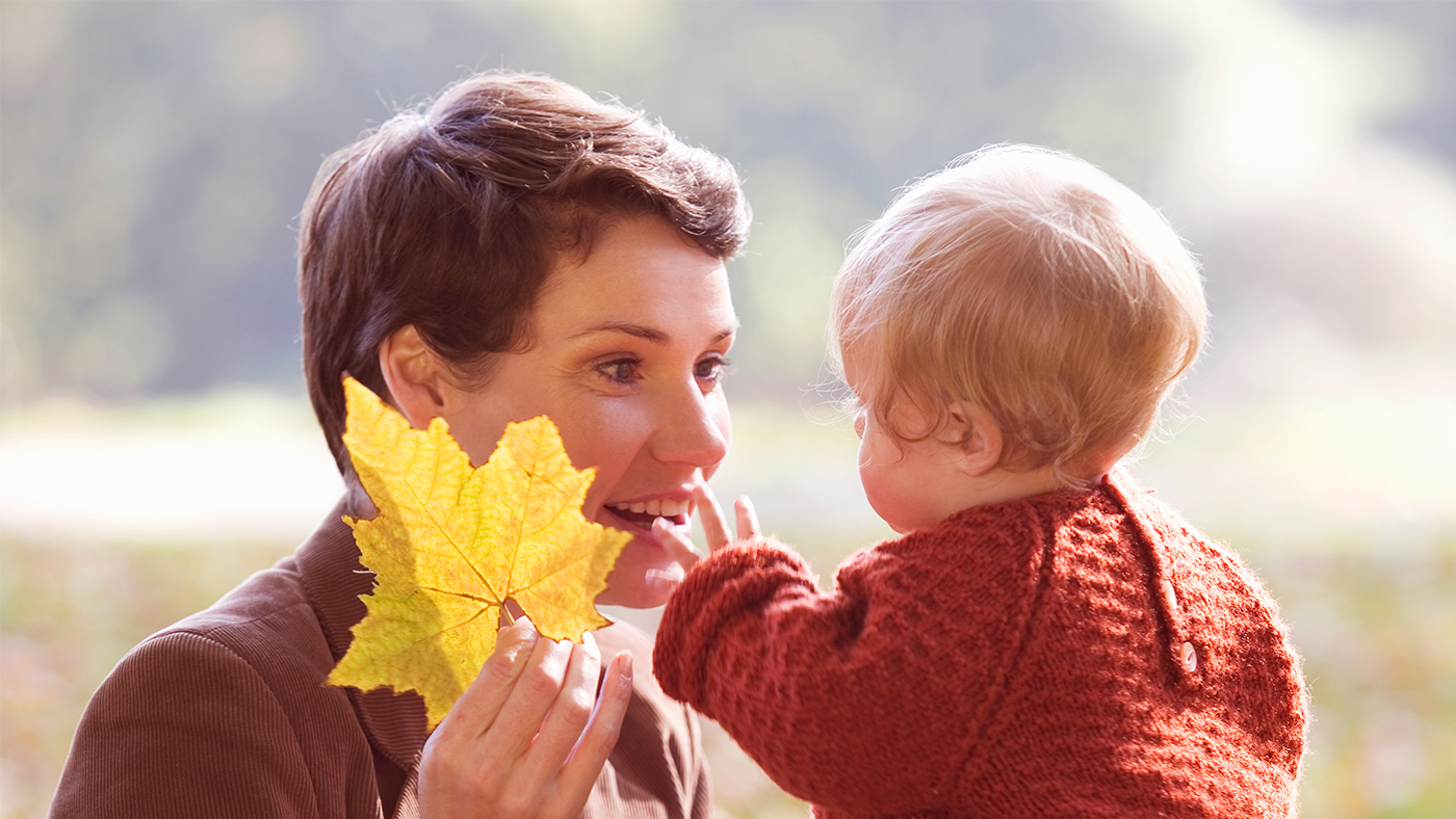 Cuddles and coordination – helping your baby develop their vision and fine motor skills during cosy moments - Featured Image